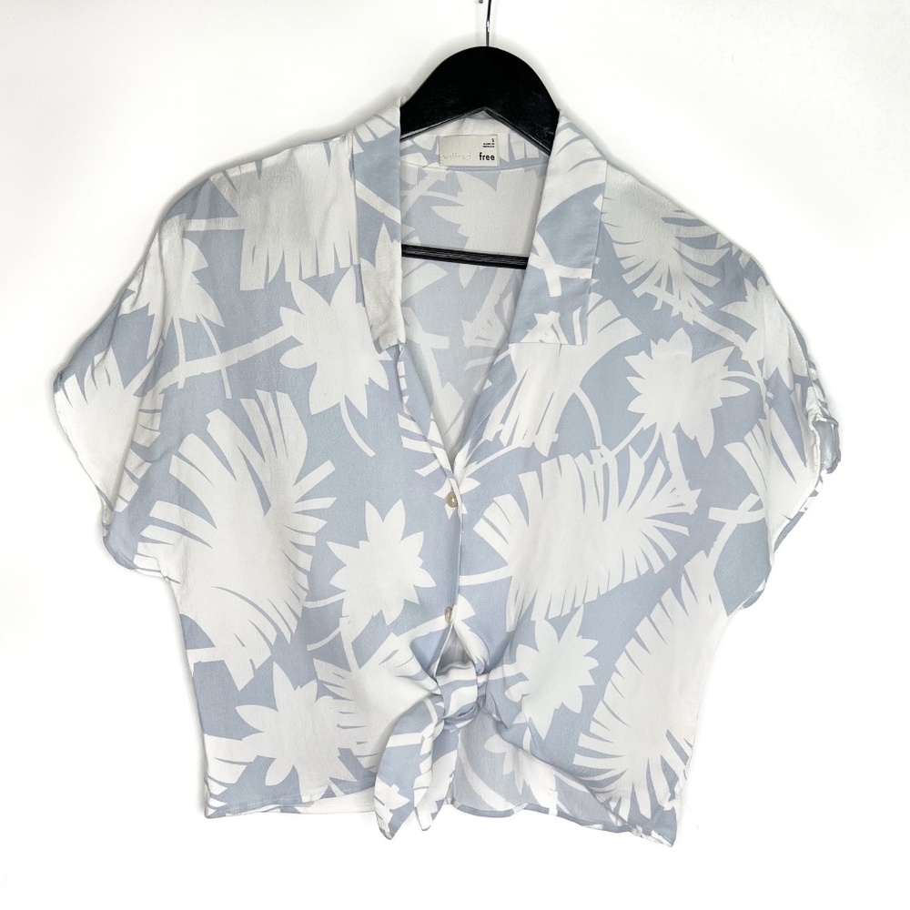 Wilfred Free Cropped Top Aritzia Short Sleeve Summer Tie Shirt White Blue